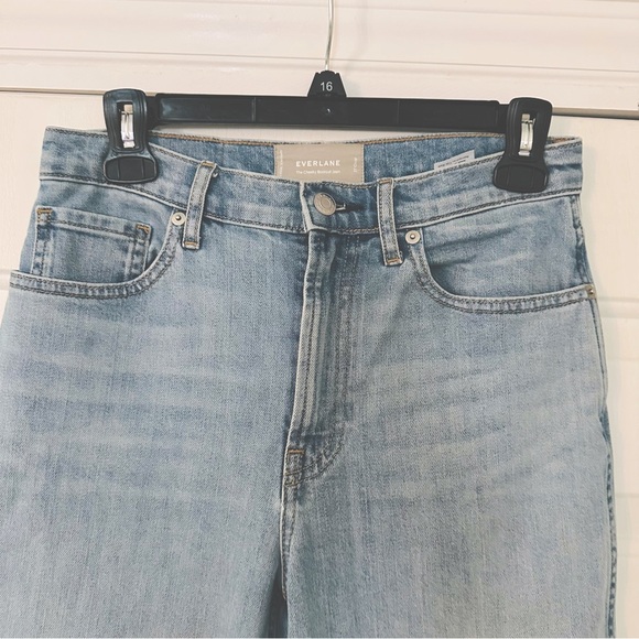Everlane Cheeky Bootcut Cropped Jean in sunbleached blue size 27 - Picture 3 of 9
